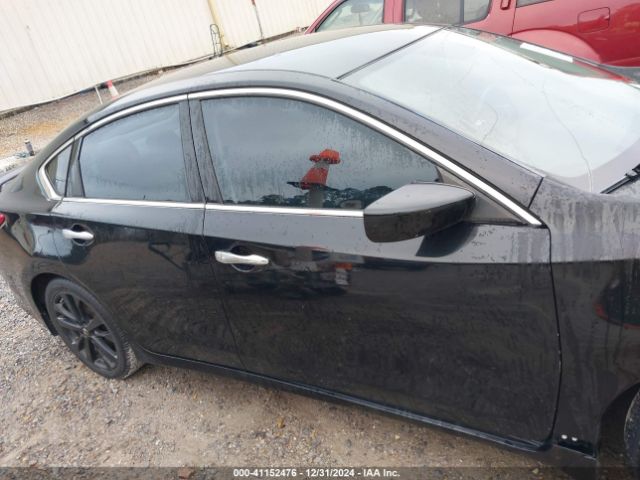 1N4AL3APXJC229137 Nissan Altima 2.5 Sr