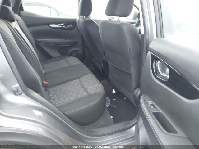 JN1BJ1CR7KW320828 Nissan Rogue Sport Sv