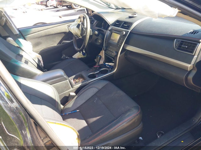 4T1BF1FK8HU783297 Toyota CAMRY SE