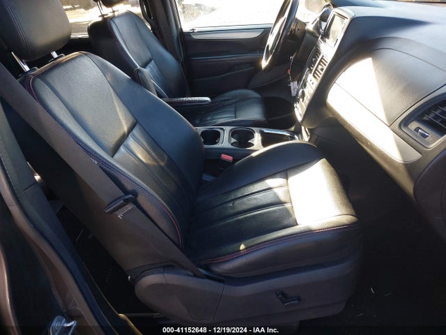 2C4RDGEG5JR336406 Dodge Grand Caravan Gt