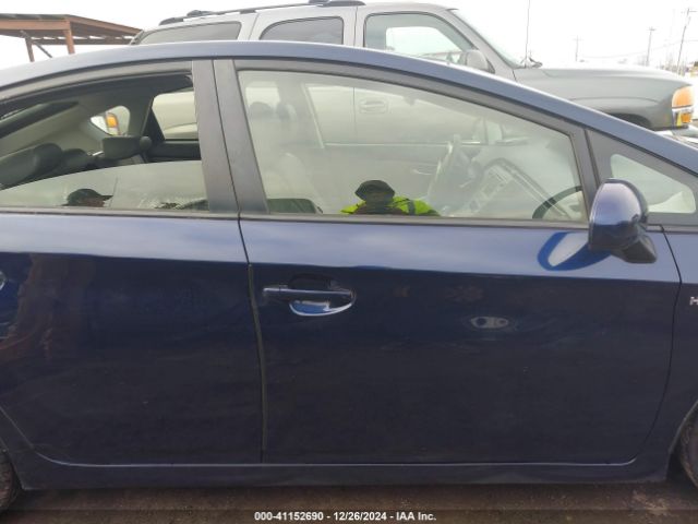JTDKN3DU5E0364057 Toyota Prius