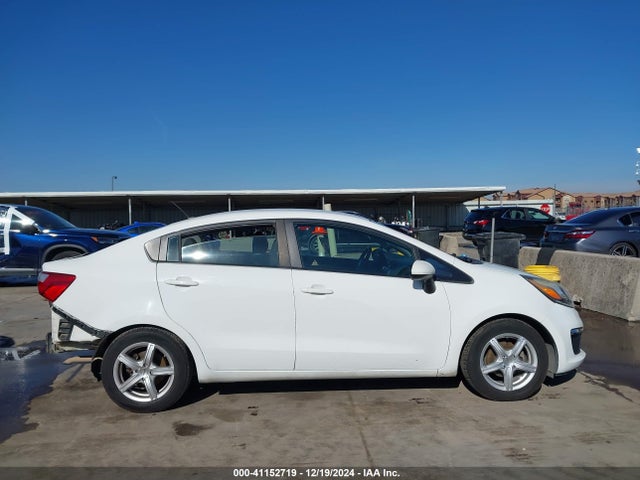 KIA RIO LX 2016 KNADM4A32G6613084 Image 13