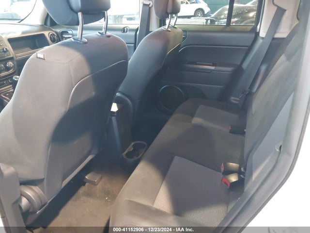 Jeep Patriot Latitude 2014 1C4NJRFB8ED885323 Image 8
