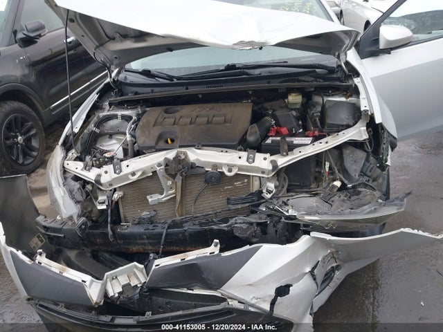 Toyota COROLLA LE 2018 2T1BURHE1JC042248 Image 10