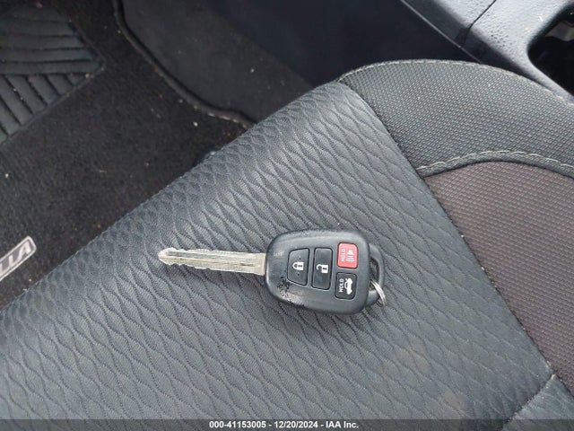 Toyota COROLLA LE 2018 2T1BURHE1JC042248 Image 11