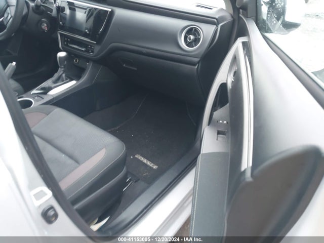 Toyota COROLLA LE 2018 2T1BURHE1JC042248 Image 5