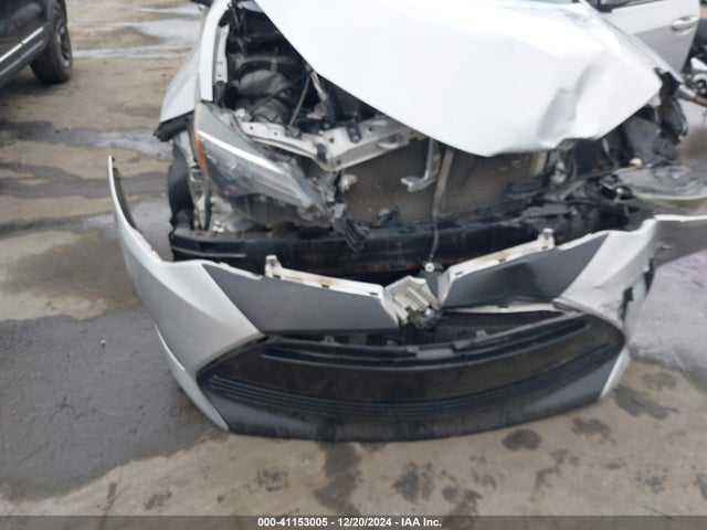 Toyota COROLLA LE 2018 2T1BURHE1JC042248 Image 6