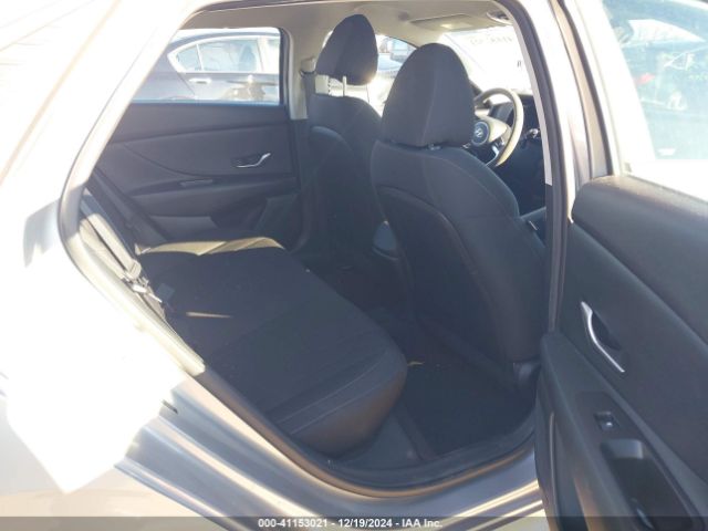 5NPLM4AG4NH081132 Hyundai ELANTRA SEL