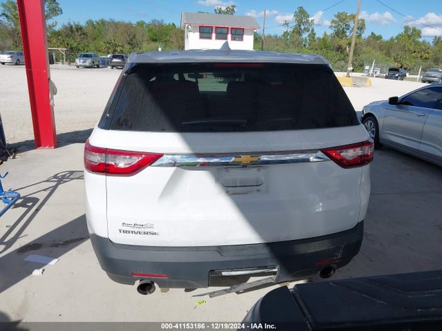 Chevrolet Traverse Ls 2019 1GNERFKW2KJ253972 Image 16