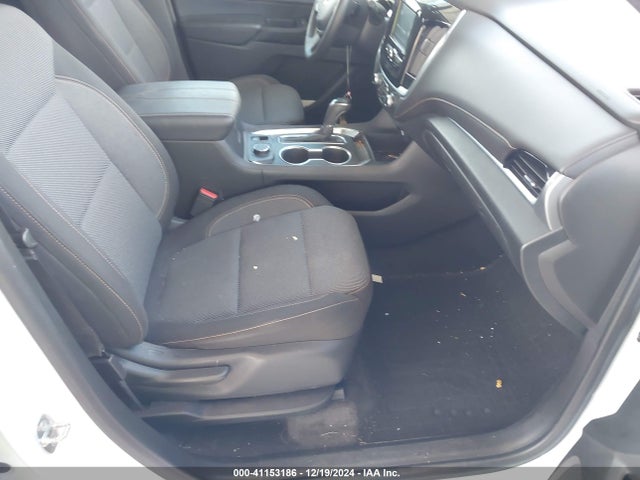 Chevrolet Traverse Ls 2019 1GNERFKW2KJ253972 Image 5