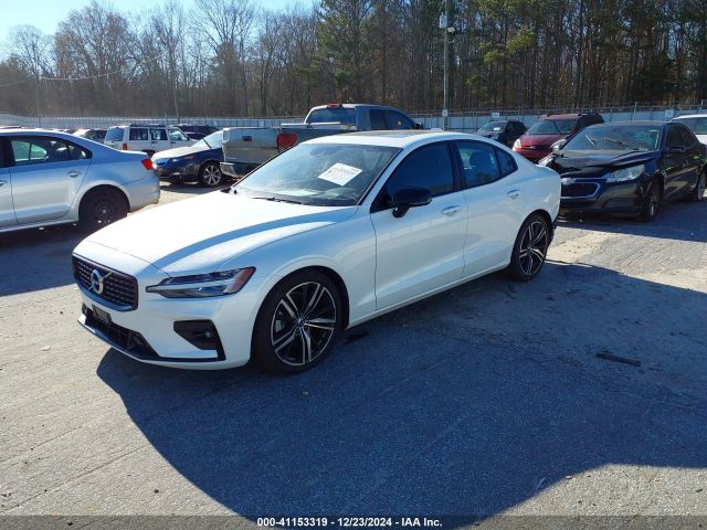 7JRL12FM9NG162595 Volvo S60 B5 R-design