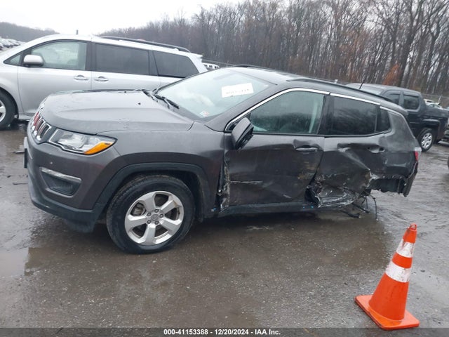 Jeep Compass Latitude 4x4 2018 3C4NJDBB4JT265937 Image 14