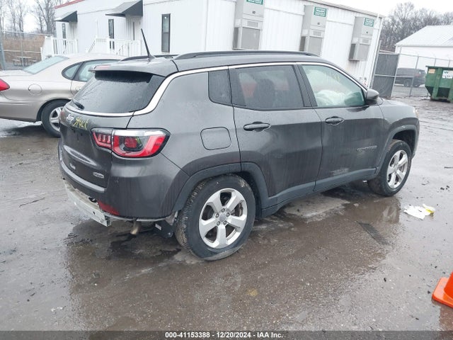 Jeep Compass Latitude 4x4 2018 3C4NJDBB4JT265937 Image 4