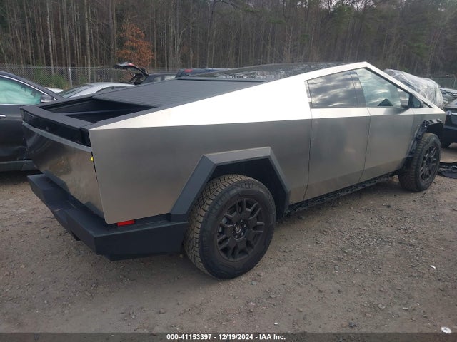 2024 TESLA CYBERTRUCK 7G2CEHEE0RA031825 Photo 3