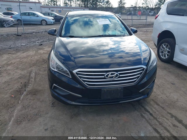 Hyundai SONATA SE 2016 5NPE24AF2GH281371 Image 12