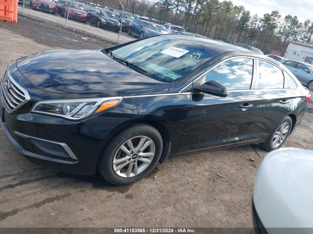 Hyundai SONATA SE 2016 5NPE24AF2GH281371 Image 14