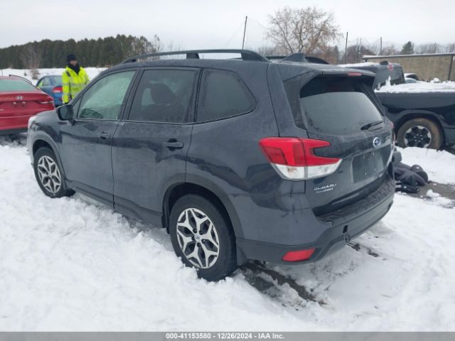 JF2SKAEC7KH497498 Subaru Forester Premium