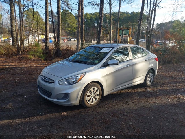 Hyundai ACCENT SE 2017 KMHCT4AE5HU187161 Image 2