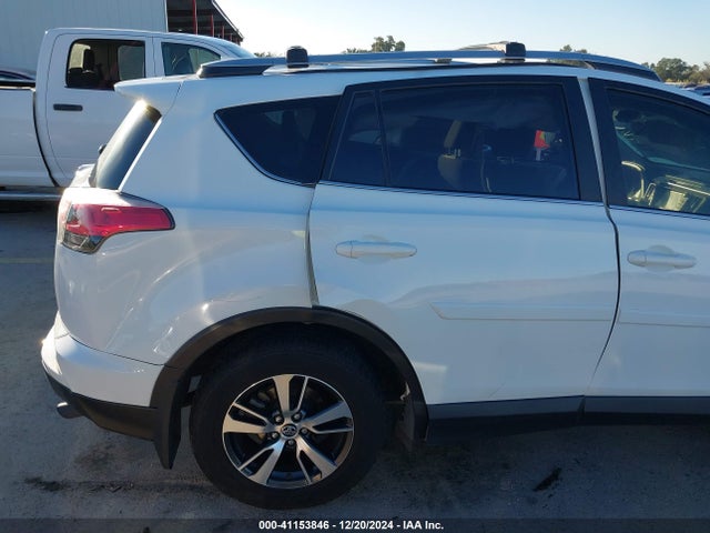 Toyota Rav4 Xle 2017 JTMWFREV9HD103651 Image 21