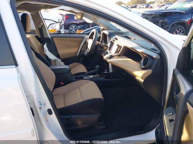 Toyota Rav4 Xle 2017 JTMWFREV9HD103651 Image 5