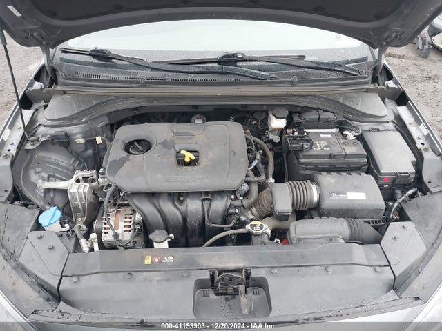 KMHD84LF9KU833725 Hyundai ELANTRA SEL