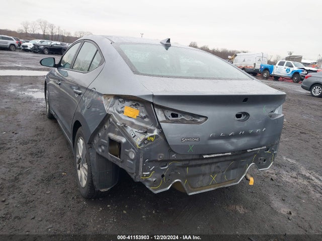KMHD84LF9KU833725 Hyundai ELANTRA SEL