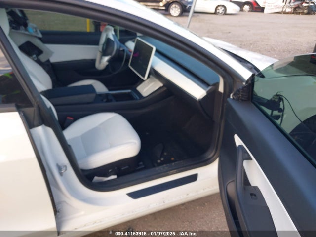 2021 TESLA MODEL 3 5YJ3E1EA2MF920502 Photo 4
