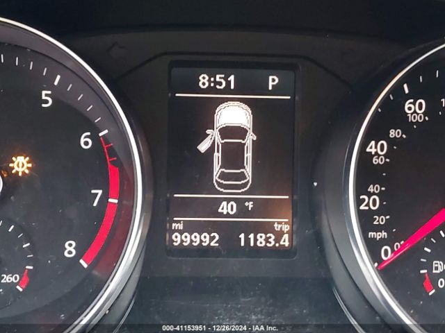 1VWAT7A32HC042318 Volkswagen Passat 1.8t S