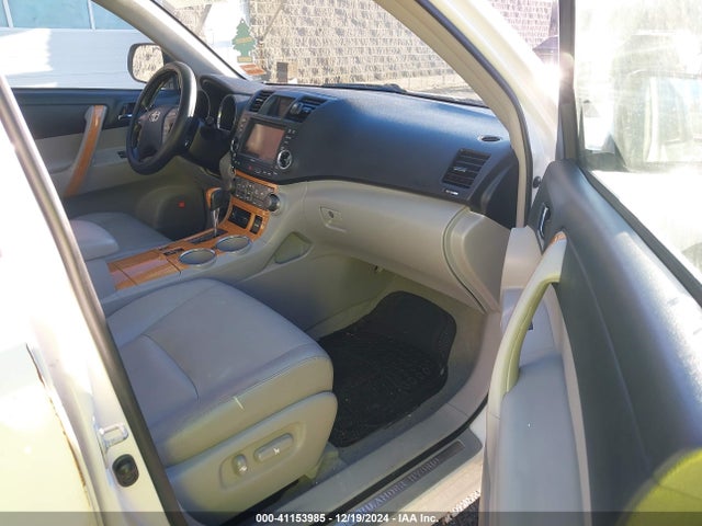 41153985 :رقم المزاد ، JTEEW44A982000265 vin ، 2008 Toyota Highlander Hybrid Limited مزاد بيع