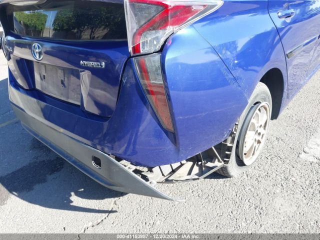 JTDKARFU2G3520083 Toyota Prius Three