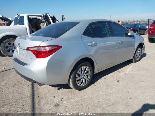 Toyota COROLLA LE 2019 5YFBURHE5KP926761 Image 4