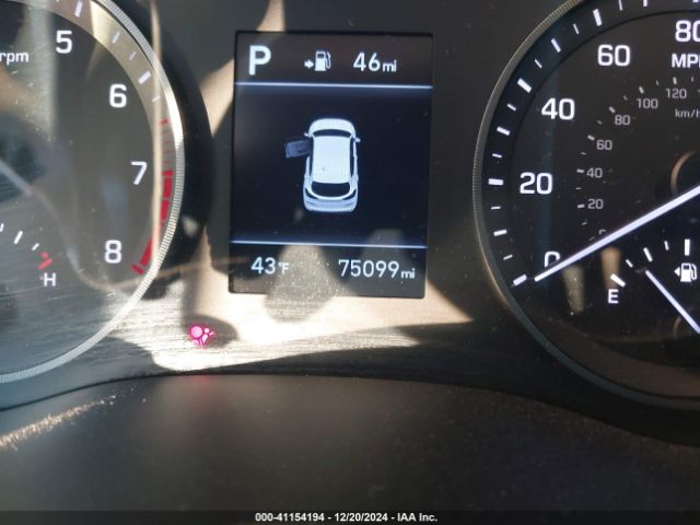 KM8J2CA41KU872518 Hyundai TUCSON SE