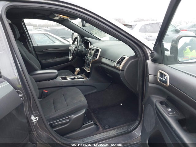 1C4RJFAG9GC413580 Jeep Grand Cherokee Laredo