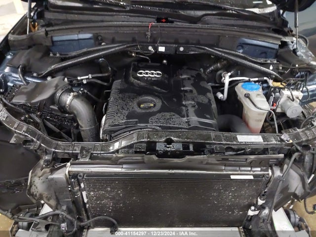 Audi Q5 2.0t Premium 2016 WA1L2AFP7GA011898 Image 10