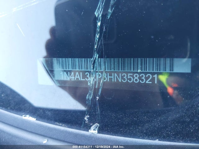 Nissan 2017 2017 1N4AL3AP3HN358321 Image 9