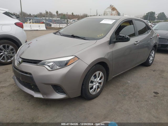 Toyota Corolla Le Eco 2015 2T1BPRHE8FC324305 Image 2