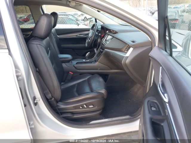 1GYKNDRS5HZ229328 Cadillac XT5 LUXURY
