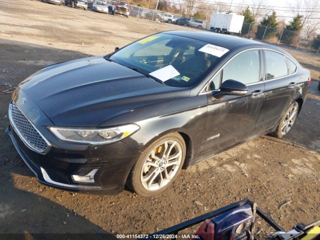 3FA6P0RUXKR138035 Ford Fusion Hybrid Titanium
