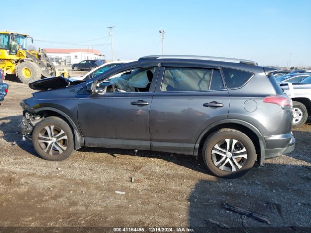 JTMZFREV0HD099132 Toyota RAV4 LE