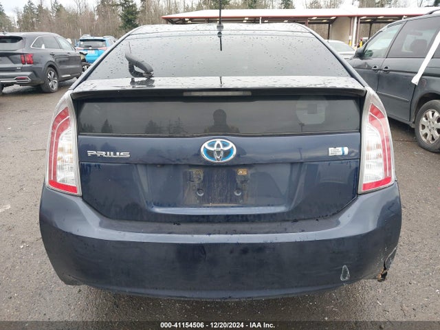 Toyota Prius Two 2015 JTDKN3DU6F1913891 Image 17