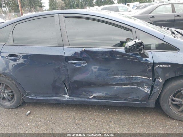 Toyota Prius Two 2015 JTDKN3DU6F1913891 Image 6