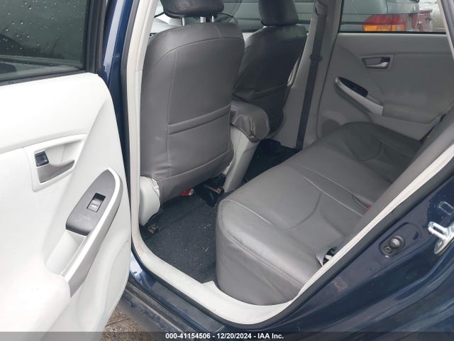 Toyota Prius Two 2015 JTDKN3DU6F1913891 Image 8