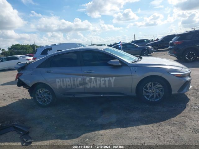 KMHLM4DJ5SU122324 Hyundai Elantra Hybrid Blue