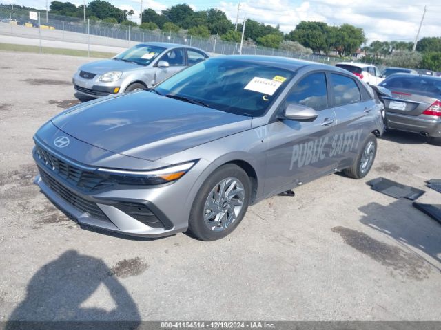 KMHLM4DJ5SU122324 Hyundai Elantra Hybrid Blue
