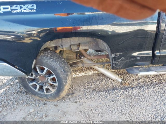 5TFUW5F1XFX419227 Toyota Tundra Sr5 5.7l V8