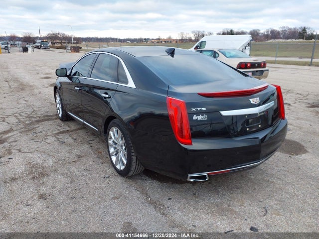 2017 CADILLAC XTS 2G61P5S3XH9115147 Photo 2