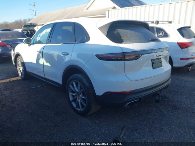 2019 PORSCHE CAYENNE WP1AA2AY3KDA08427 Photo 2