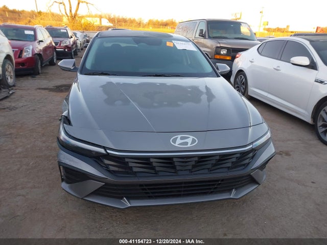 KMHLL4DG7RU850597 Hyundai ELANTRA SE