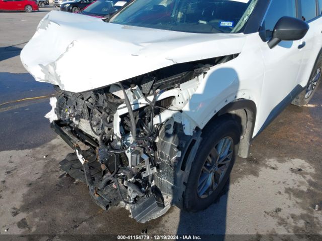 5N1BT3AA8PC811834 Nissan Rogue S Fwd