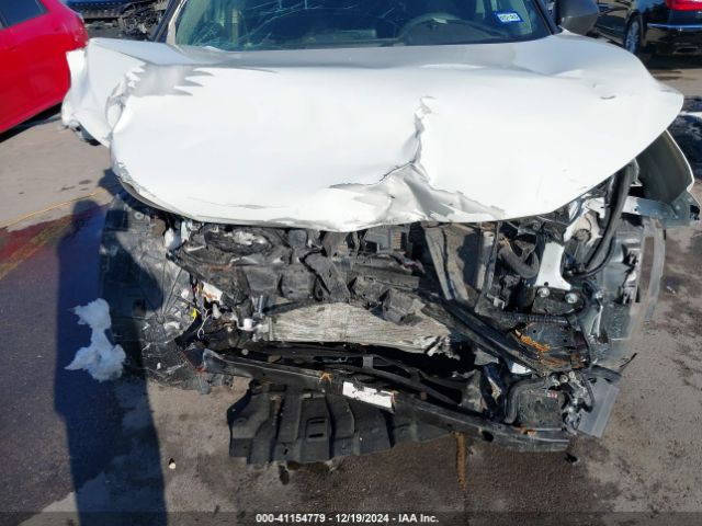 5N1BT3AA8PC811834 Nissan Rogue S Fwd